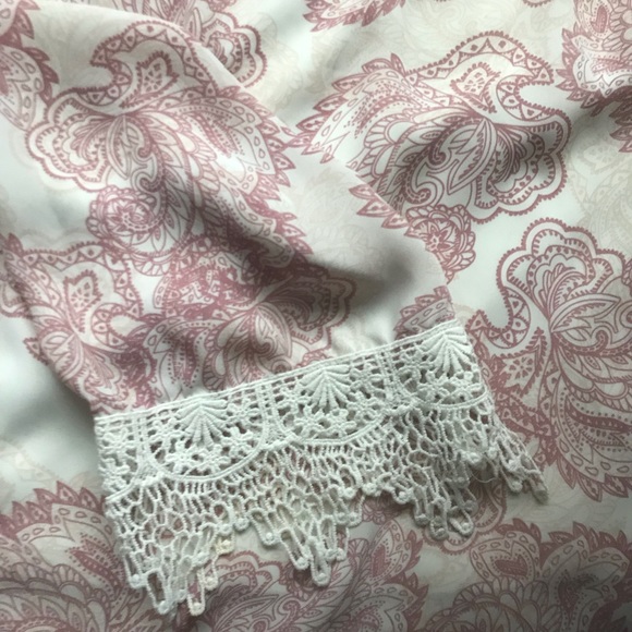 Paisley blouse - Picture 2 of 3